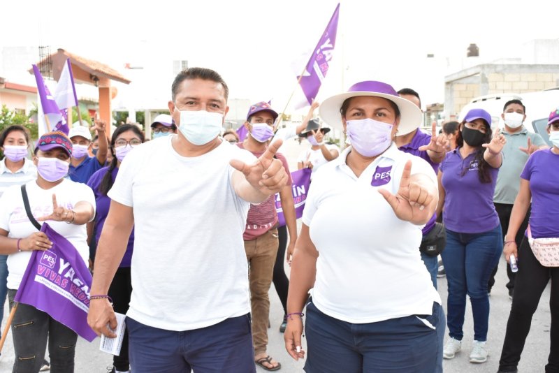 YAZMIN VIVAS PRESENTA A SU CANDIDATO A 2A REGIDOR