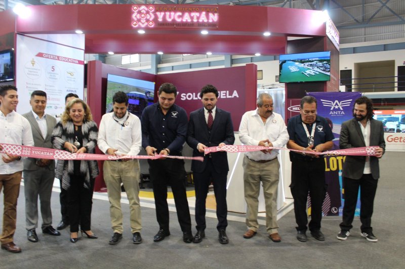 Yucatán inicia con éxito su participación en la Feria Aeroespacial Mexicana (FAMEX) 2025 