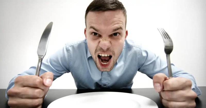 El encéfalo no responde de la misma manera ante un conflicto cuando el hambre está saciada que