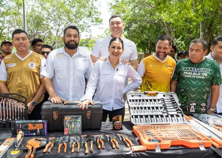 Estefanía Mercado fortalece el mantenimiento de espacios deportivos en Playa del Carmen