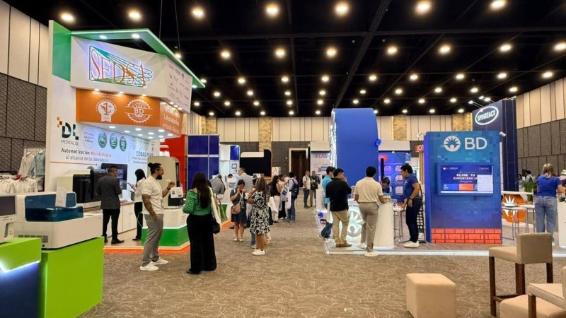 Yucatán recibe más de 11 mil participantes en congresos y encuentros nacionales