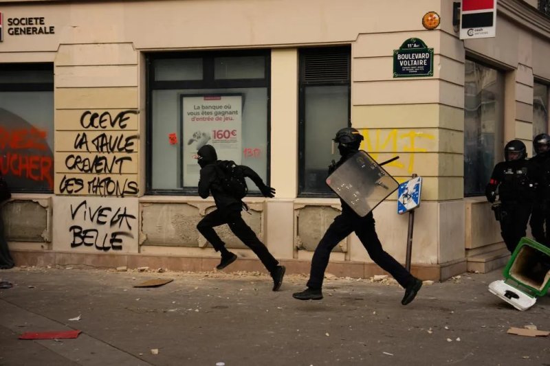 Redes sociales se vuelven nuevo frente de la revuelta estudiantil francesa
